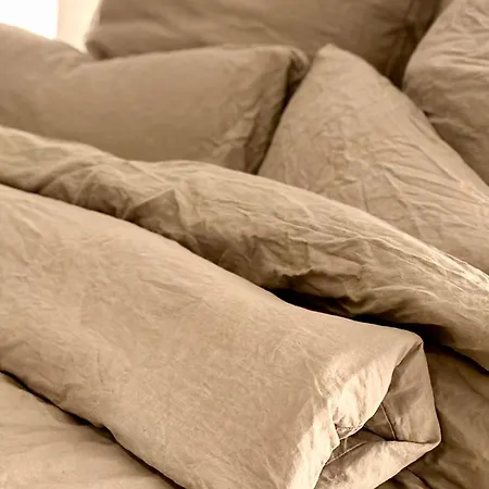 Gemuetliche In Mit Eigenem Garten Апартаменты