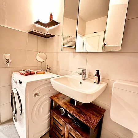 Апартаменты Gemuetliche In Mit Eigenem Garten *