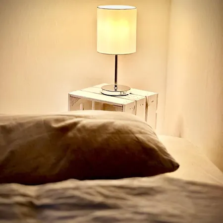 Gemuetliche In Mit Eigenem Garten Ильцен