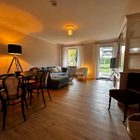 Gemuetliche In Mit Eigenem Garten