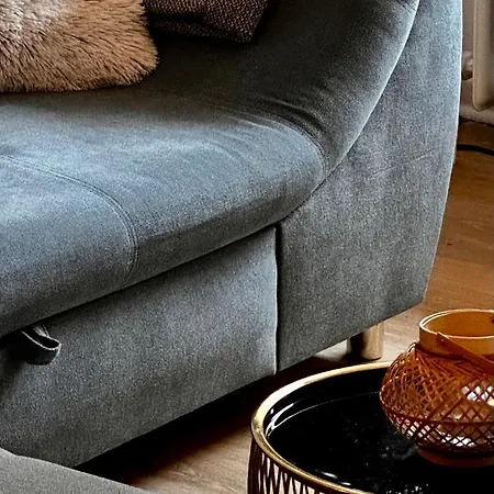 Gemuetliche In Mit Eigenem Garten Ильцен